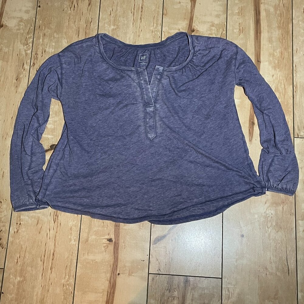Gap Long Sleeve V-Neck Relaxed Loose Fit Blouse Women's Size‎ Small Blue